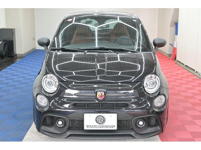 アバルト５９５ コンペティツィオーネ　左Ｈ　Ｓａｂｅｌｔブラウンスポーツシート　レコードモンツァ　純正７インチタッチスクリーン　ＣａｒＰｌａｙ　リアコーナーセンサー　純正１７インチＡＷ　ＳＰＯＲＴモード　２年保証付（8枚目）