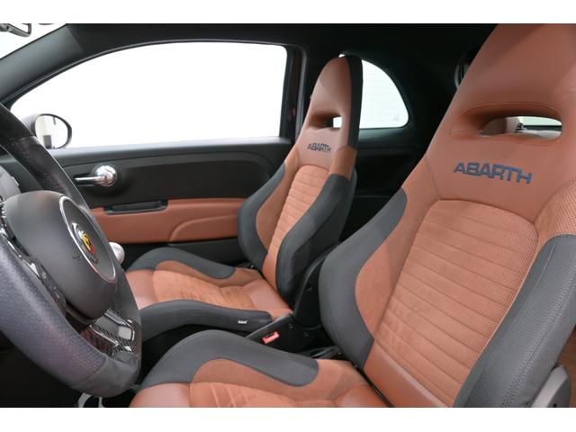アバルト５９５ コンペティツィオーネ　左Ｈ　Ｓａｂｅｌｔブラウンスポーツシート　レコードモンツァ　純正７インチタッチスクリーン　ＣａｒＰｌａｙ　リアコーナーセンサー　純正１７インチＡＷ　ＳＰＯＲＴモード　２年保証付（16枚目）