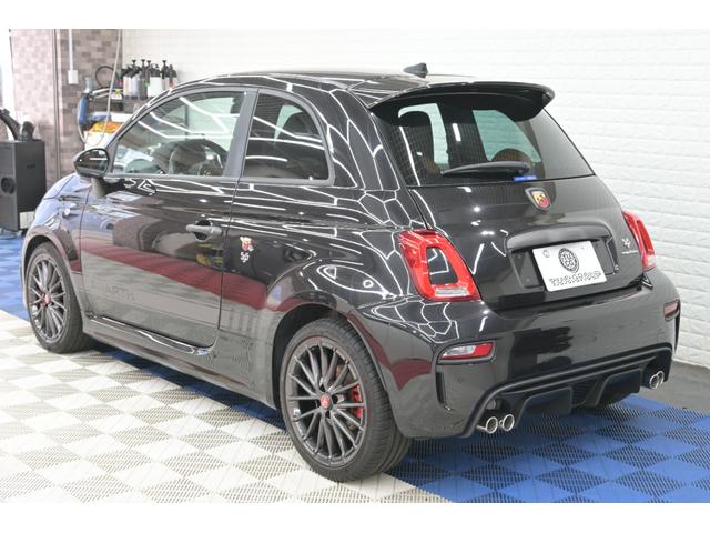 アバルト５９５ コンペティツィオーネ　左Ｈ　Ｓａｂｅｌｔブラウンスポーツシート　レコードモンツァ　純正７インチタッチスクリーン　ＣａｒＰｌａｙ　リアコーナーセンサー　純正１７インチＡＷ　ＳＰＯＲＴモード　２年保証付（17枚目）