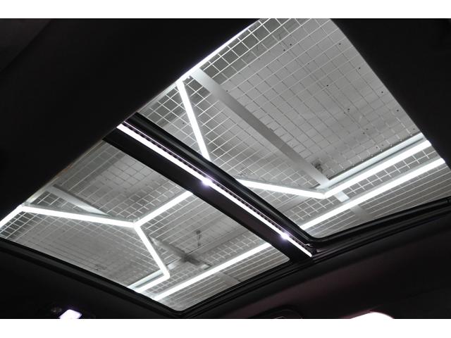 3008 GTハイブリッド4 1オーナー 後期モデル アクティブセーフティブレーキ ハーフ革 パノラマサンルーフ 純正タッチスクリーン CarPlay パノラマビューカメラ 純正18AW ブラインドスポットモニター 2年保証付(13枚目)