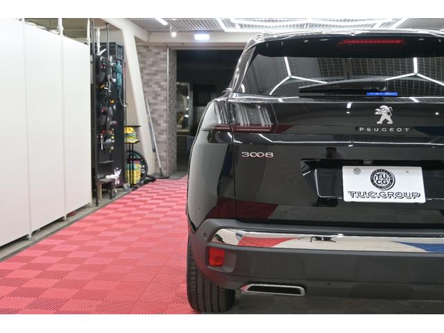 3008 GTハイブリッド4 1オーナー 後期モデル アクティブセーフティブレーキ ハーフ革 パノラマサンルーフ 純正タッチスクリーン CarPlay パノラマビューカメラ 純正18AW ブラインドスポットモニター 2年保証付(18枚目)