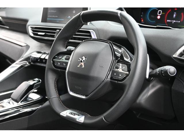 3008 GTハイブリッド4 1オーナー 後期モデル アクティブセーフティブレーキ ハーフ革 パノラマサンルーフ 純正タッチスクリーン CarPlay パノラマビューカメラ 純正18AW ブラインドスポットモニター 2年保証付(28枚目)