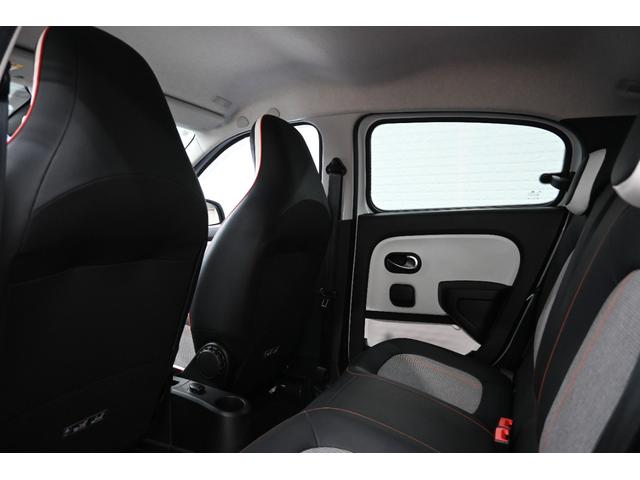 トゥインゴ バイブス 1オーナー 特別仕様車 専用ファブリックシート シートヒーター 純正タッチスクリーン CarPlay サブウーハー クルコン バックカメラ 専用16インチAW LEDヘッドライト 2年保証付(15枚目)