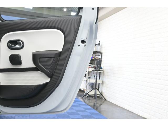 トゥインゴ バイブス 1オーナー 特別仕様車 専用ファブリックシート シートヒーター 純正タッチスクリーン CarPlay サブウーハー クルコン バックカメラ 専用16インチAW LEDヘッドライト 2年保証付(25枚目)
