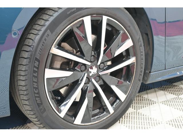 ５０８ ＧＴ　ブルーＨＤｉ　プレミアムレザーエディション　ＡＣＣ　ブラックナッパレザー　パノラマサンルーフ　純正タッチスクリーン　ＣａｒＰｌａｙ　３６０カメラ　ナビＴＶ　フルセグ　レーンキープＡ　フルパークアシスト　純正１８インチＡＷ　２年保証付（11枚目）