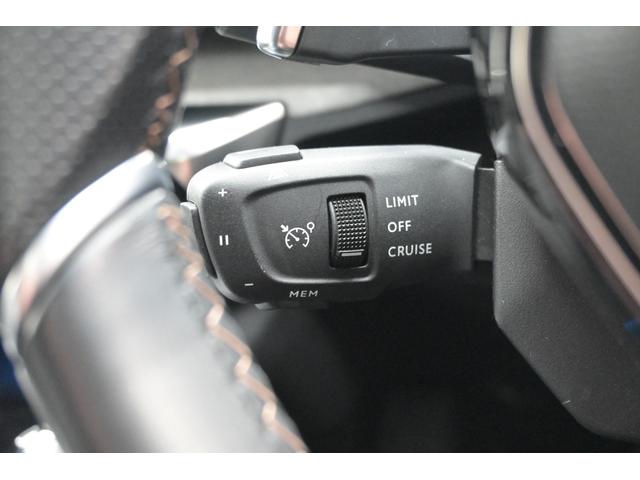 ３００８ ＧＴハイブリッド４　Ｐスタ　ＡＣＣ　ハーフ革　パノラマサンルーフ　純正タッチスクリーン　ナビＴＶ　ＣａｒＰｌａｙ　ＢＴオーディオ＆ＴＥＬ　バックカメラ　純正１８インチＡＷ　ＬＥＤライト　２年保証付（21枚目）