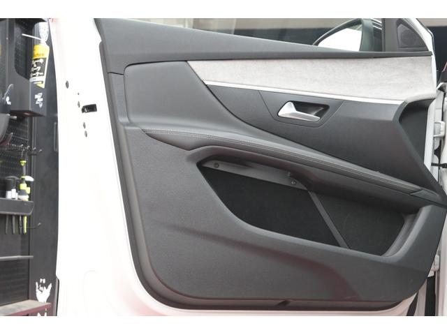 ３００８ ＧＴハイブリッド４　Ｐスタ　ＡＣＣ　ハーフ革　パノラマサンルーフ　純正タッチスクリーン　ナビＴＶ　ＣａｒＰｌａｙ　ＢＴオーディオ＆ＴＥＬ　バックカメラ　純正１８インチＡＷ　ＬＥＤライト　２年保証付（26枚目）