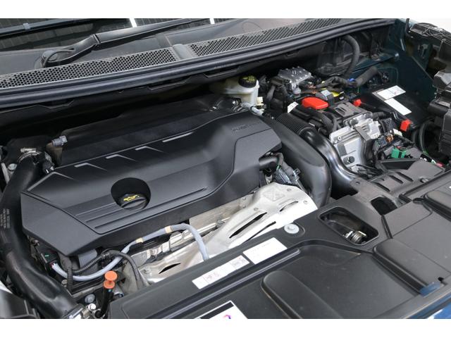 ３００８ ＧＴハイブリッド４　レザーパッケージ　１オーナー　Ｐスタ　ＡＣＣ　黒本革　パノラマサンルーフ　純正タッチスクリーン　ＣａｒＰｌａｙ　ＢＴオーディオ＆ＴＥＬ　バックカメラ　純正１８インチＡＷ　ＬＥＤライト　２年保証付（9枚目）