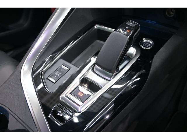 ３００８ ＧＴハイブリッド４　レザーパッケージ　１オーナー　Ｐスタ　ＡＣＣ　黒本革　パノラマサンルーフ　純正タッチスクリーン　ＣａｒＰｌａｙ　ＢＴオーディオ＆ＴＥＬ　バックカメラ　純正１８インチＡＷ　ＬＥＤライト　２年保証付（12枚目）