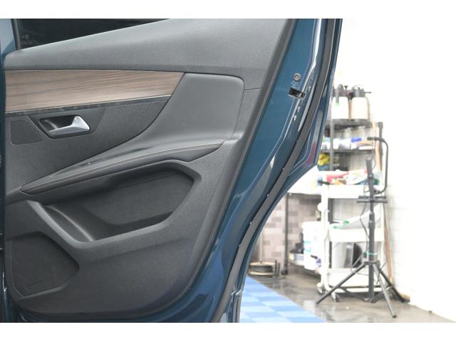 ３００８ ＧＴハイブリッド４　レザーパッケージ　１オーナー　Ｐスタ　ＡＣＣ　黒本革　パノラマサンルーフ　純正タッチスクリーン　ＣａｒＰｌａｙ　ＢＴオーディオ＆ＴＥＬ　バックカメラ　純正１８インチＡＷ　ＬＥＤライト　２年保証付（25枚目）