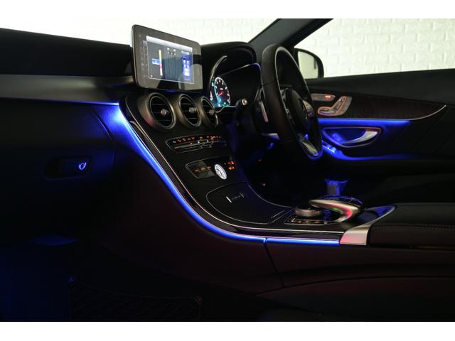 Ｃクラス Ｃ２００ローレウスエディションスポーツプラスパック　レーダーセーフティＰ　ＡＣＣ　ＢＳＭ　黒革　ヒーター＆ベンチレーター　純正ＨＤＤナビ　フルセグ　Ｂカメラ　ＣａｒＰｌａｙ　ＡＭＧエアロ＆１８インチＡＷ　エアマチックサス　ヘッドアップＤ　２年保証付（5枚目）