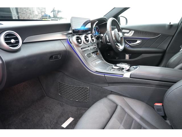 Ｃクラス Ｃ２００ローレウスエディションスポーツプラスパック　レーダーセーフティＰ　ＡＣＣ　ＢＳＭ　黒革　ヒーター＆ベンチレーター　純正ＨＤＤナビ　フルセグ　Ｂカメラ　ＣａｒＰｌａｙ　ＡＭＧエアロ＆１８インチＡＷ　エアマチックサス　ヘッドアップＤ　２年保証付（8枚目）