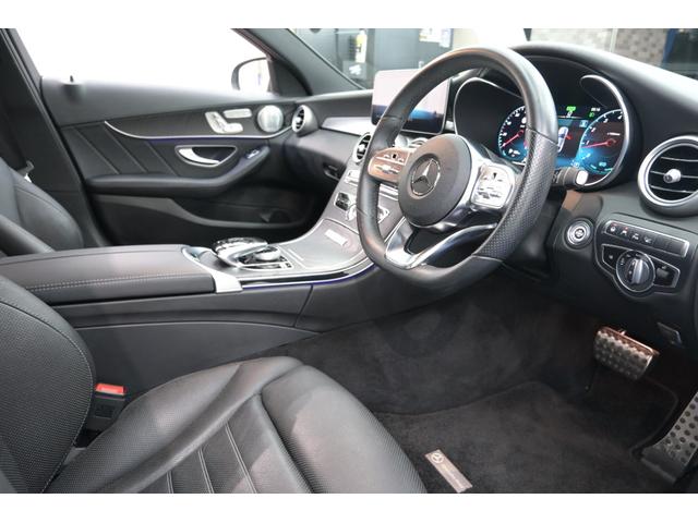 Ｃクラス Ｃ２００ローレウスエディションスポーツプラスパック　レーダーセーフティＰ　ＡＣＣ　ＢＳＭ　黒革　ヒーター＆ベンチレーター　純正ＨＤＤナビ　フルセグ　Ｂカメラ　ＣａｒＰｌａｙ　ＡＭＧエアロ＆１８インチＡＷ　エアマチックサス　ヘッドアップＤ　２年保証付（10枚目）