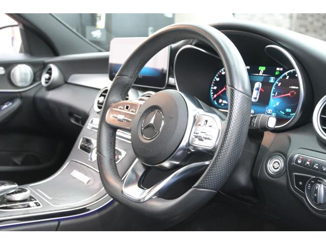 Ｃクラス Ｃ２００ローレウスエディションスポーツプラスパック　レーダーセーフティＰ　ＡＣＣ　ＢＳＭ　黒革　ヒーター＆ベンチレーター　純正ＨＤＤナビ　フルセグ　Ｂカメラ　ＣａｒＰｌａｙ　ＡＭＧエアロ＆１８インチＡＷ　エアマチックサス　ヘッドアップＤ　２年保証付（30枚目）