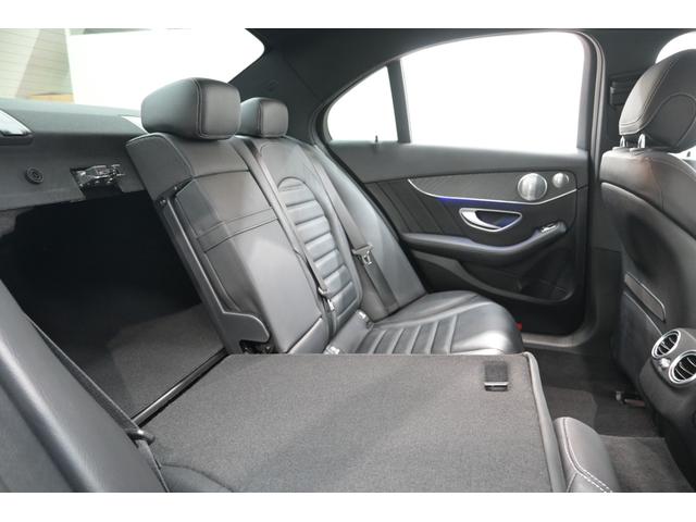 Ｃクラス Ｃ２００ローレウスエディションスポーツプラスパック　レーダーセーフティＰ　ＡＣＣ　ＢＳＭ　黒革　ヒーター＆ベンチレーター　純正ＨＤＤナビ　フルセグ　Ｂカメラ　ＣａｒＰｌａｙ　ＡＭＧエアロ＆１８インチＡＷ　エアマチックサス　ヘッドアップＤ　２年保証付（33枚目）