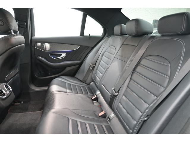 Ｃクラス Ｃ２００ローレウスエディションスポーツプラスパック　レーダーセーフティＰ　ＡＣＣ　ＢＳＭ　黒革　ヒーター＆ベンチレーター　純正ＨＤＤナビ　フルセグ　Ｂカメラ　ＣａｒＰｌａｙ　ＡＭＧエアロ＆１８インチＡＷ　エアマチックサス　ヘッドアップＤ　２年保証付（35枚目）