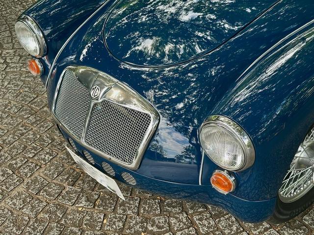 ＭＧＡ ロードスター（4枚目）