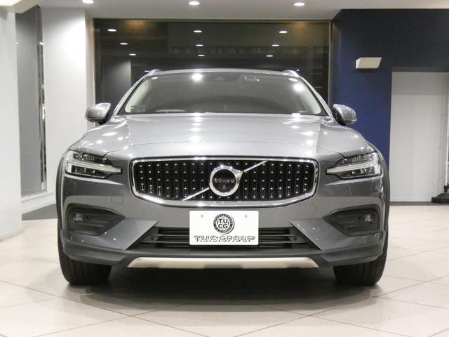 Ｖ６０ クロスカントリー　Ｔ５　ＡＷＤ　プロ　スタイリングＫＩＴ／ポールスタープログラム／追ＡＣＣ／レーンキープ／衝突軽減／黒革／マッサージ機能／ヒーター＆ベンチレーター／ｈａｒｍａｎＫ／ヘッドアップＤＳＰ／ＬＥＤライト／１９ＡＷ／２年保証（36枚目）
