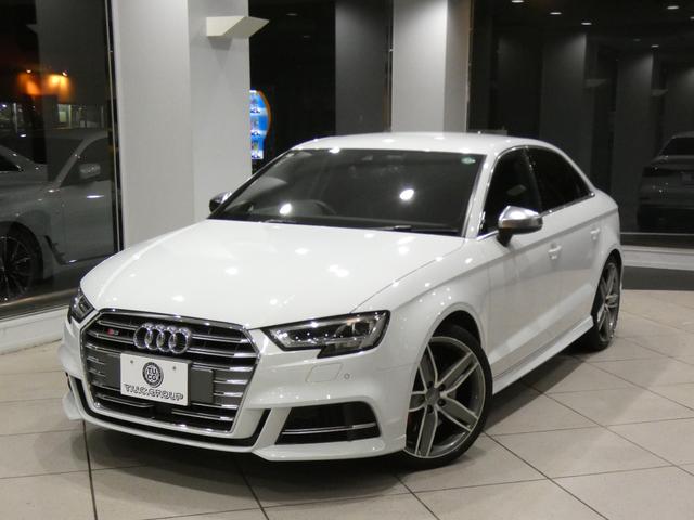 Ｓ３セダン ベースグレード　アシスタンスＰＫＧ／追ＡＣＣ／レーン＆サイドアシスト／半革／ヒーター／バーチャルＣＰ／ＭＭＩナビ／Ｂカメラ／ＰＤＣ／マトリクスＬＥＤ／マグネティックＲ／ＯＰ１９ＡＷ／レッドキャリパー／２年保証（2枚目）