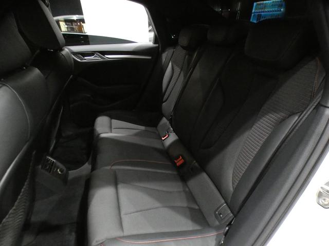 Ｓ３セダン ベースグレード　アシスタンスＰＫＧ／追ＡＣＣ／レーン＆サイドアシスト／半革／ヒーター／バーチャルＣＰ／ＭＭＩナビ／Ｂカメラ／ＰＤＣ／マトリクスＬＥＤ／マグネティックＲ／ＯＰ１９ＡＷ／レッドキャリパー／２年保証（13枚目）