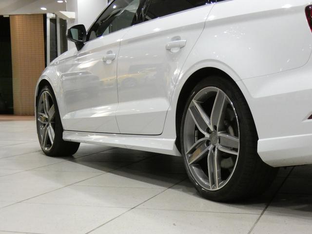 Ｓ３セダン ベースグレード　アシスタンスＰＫＧ／追ＡＣＣ／レーン＆サイドアシスト／半革／ヒーター／バーチャルＣＰ／ＭＭＩナビ／Ｂカメラ／ＰＤＣ／マトリクスＬＥＤ／マグネティックＲ／ＯＰ１９ＡＷ／レッドキャリパー／２年保証（18枚目）