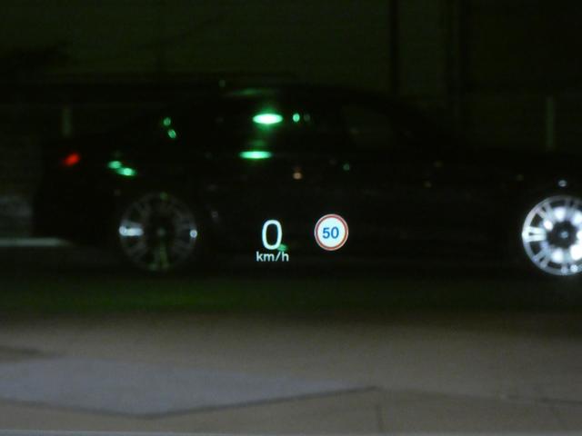 Ｖ９０ Ｂ６　ＡＷＤ　Ｒデザイン　追ＡＣＣ／ＬＫＡ＆レーンＣＨ／Ｂ＆Ｗサウンド／白革／全席ヒーター／パノラマＳＲ／タッチスクリーンＨＤＤナビ／Ｃａｒｐｌａｙ／ヘッドアップＤＳＰ／ＬＥＤライト／専用エクステリア＆２０ＡＷ／２年保証（17枚目）
