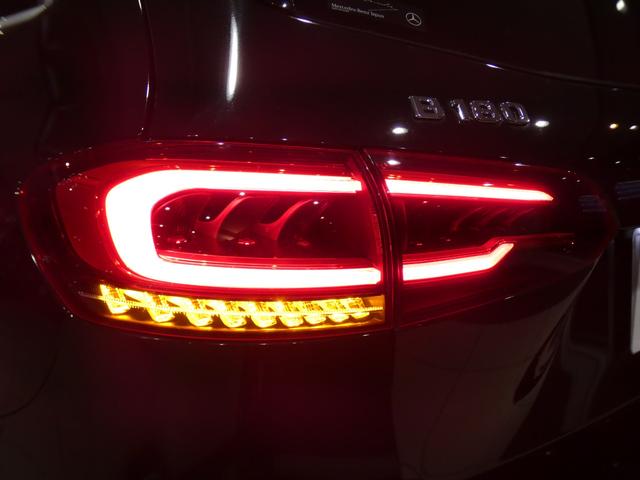 Ｂクラス Ｂ１８０　レザーエクスクルーシブ＆アドバンストＰＫＧ／黒革／ヒーター／パノラマＳＲ／ＭＢＵＸ／ＴＶ／全周囲カメラ／ＰＴＳ／ヘッドアップＤＳＰ／アドバンストサウンド／ＬＥＤライト／アンビエントライト／２年保証（40枚目）