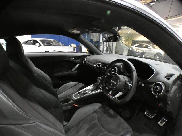 ＴＴクーペ ２．０ＴＦＳＩ　クワトロ　Ｓラインパッケージ　ＡＤＶキー／半革／ＭＭＩナビ／ＢＴオーディオ／ＰＤＣ／Ｒセンサー／ＬＥＤライト／Ｓラインエアロ／ＢＢＳ１８インチＡＷ／２年保証（16枚目）