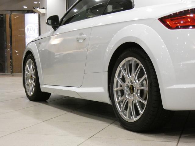 ＴＴクーペ ２．０ＴＦＳＩ　クワトロ　Ｓラインパッケージ　ＡＤＶキー／半革／ＭＭＩナビ／ＢＴオーディオ／ＰＤＣ／Ｒセンサー／ＬＥＤライト／Ｓラインエアロ／ＢＢＳ１８インチＡＷ／２年保証（18枚目）
