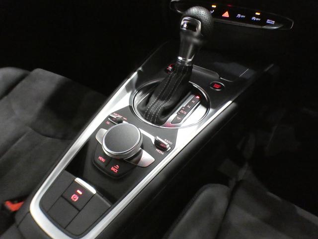 ＴＴクーペ ２．０ＴＦＳＩ　クワトロ　Ｓラインパッケージ　ＡＤＶキー／半革／ＭＭＩナビ／ＢＴオーディオ／ＰＤＣ／Ｒセンサー／ＬＥＤライト／Ｓラインエアロ／ＢＢＳ１８インチＡＷ／２年保証（28枚目）