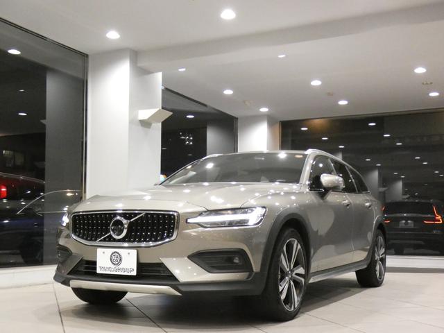Ｖ６０ クロスカントリー　Ｔ５　ＡＷＤ　プロ　１オーナー／エクステリアスタイリングＫＩＴ／追ＡＣＣ／レーンキープ／衝突軽減／茶革／マッサージ機能／ヒーター＆ベンチレーター／ｈａｒｍａｎＫ／ヘッドアップＤＳＰ／ＬＥＤライト／１９ＡＷ／２年保証（4枚目）