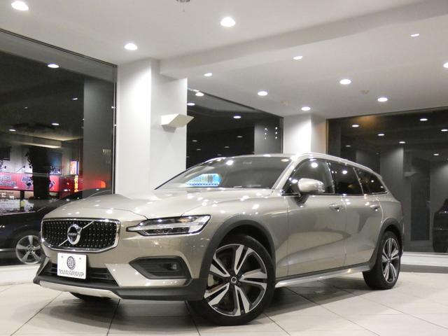 Ｖ６０ クロスカントリー　Ｔ５　ＡＷＤ　プロ　１オーナー／エクステリアスタイリングＫＩＴ／追ＡＣＣ／レーンキープ／衝突軽減／茶革／マッサージ機能／ヒーター＆ベンチレーター／ｈａｒｍａｎＫ／ヘッドアップＤＳＰ／ＬＥＤライト／１９ＡＷ／２年保証（20枚目）