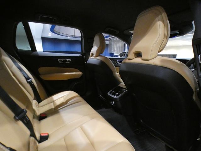 Ｖ６０ クロスカントリー　Ｔ５　ＡＷＤ　プロ　１オーナー／エクステリアスタイリングＫＩＴ／追ＡＣＣ／レーンキープ／衝突軽減／茶革／マッサージ機能／ヒーター＆ベンチレーター／ｈａｒｍａｎＫ／ヘッドアップＤＳＰ／ＬＥＤライト／１９ＡＷ／２年保証（30枚目）