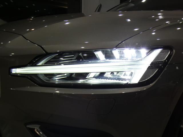 Ｖ６０ Ｔ５　インスクリプション　ポールスタープログラム／追ＡＣＣ／レーンキープ＆レーンＣＨＷ／茶革／マッサージ／ヒーター＆ベンチレーター／タッチスクリーンＨＤＤナビ／ｈａｒｍａｎＫ／ヘッドアップＤＳＰ／ＬＥＤライト／２年保証（6枚目）