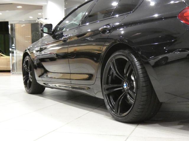 ６シリーズ ６４０ｉグランクーペ　Ｍスポーツ　後期／コンフォートＰＫＧ／追ＡＣＣ／レーンＣＨＷ／黒革コンフォシート／ヒーター＆ベンチレーター／サンルーフ／ｉドライブナビ／ＤＳＰメーター／ヘッドアップＤＳＰ／ＬＥＤライト／２０ＡＷ／２年保証（18枚目）