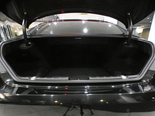 ６シリーズ ６４０ｉグランクーペ　Ｍスポーツ　後期／コンフォートＰＫＧ／追ＡＣＣ／レーンＣＨＷ／黒革コンフォシート／ヒーター＆ベンチレーター／サンルーフ／ｉドライブナビ／ＤＳＰメーター／ヘッドアップＤＳＰ／ＬＥＤライト／２０ＡＷ／２年保証（33枚目）