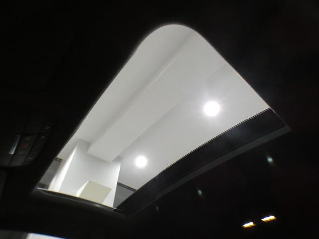 Cクラス C180クーペ スポーツ +PKG/レーダーセーフティ/キーレスゴー/黒革/パノラマSR/ヘッドアップDSP/ナビTV/Meコネクト/Bカメラ/PTS/LEDライト/AMGスタイリング&19AW/2年保証(13枚目)