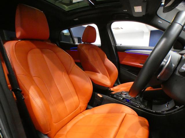 Ｘ２ Ｍ３５ｉ　セレクトＰＫＧ／追ＡＣＣ／インテリＳ／赤革／パノラマＳＲ／タッチＰ対応ｉドライブナビ／ヘッドアップＤＳＰ／Ｂカメラ／ＰＤＣ／ＬＥＤライト／専用エクステリア／２０ＡＷ／赤キャリパー／２年保証（8枚目）