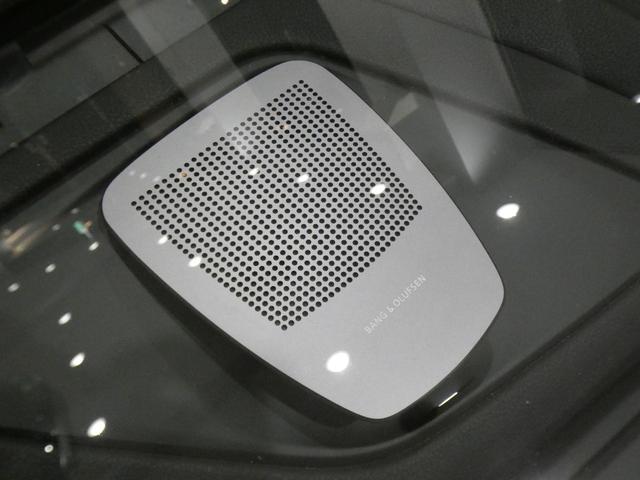 Ｍ６ カブリオレ　左Ｈ／コンフォＡ／赤革／黒幌／マッサージ／ヒーター＆ベンチレーター／Ｂ＆Ｏサウンド／ｉドライブナビ／ＢＴオーディオ／トップビュー・サイドビュー／ＬＥＤライト／専用エクステリア＆２０ＡＷ／２年保証（29枚目）