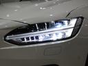 Ｖ９０ Ｂ６　ＡＷＤ　Ｒデザイン　追ＡＣＣ／ＬＫＡ＆レーンＣＨ／Ｂ＆Ｗサウンド／白革／全席ヒーター／パノラマＳＲ／タッチスクリーンＨＤＤナビ／Ｃａｒｐｌａｙ／ヘッドアップＤＳＰ／ＬＥＤライト／専用エクステリア＆２０ＡＷ／２年保証（6枚目）
