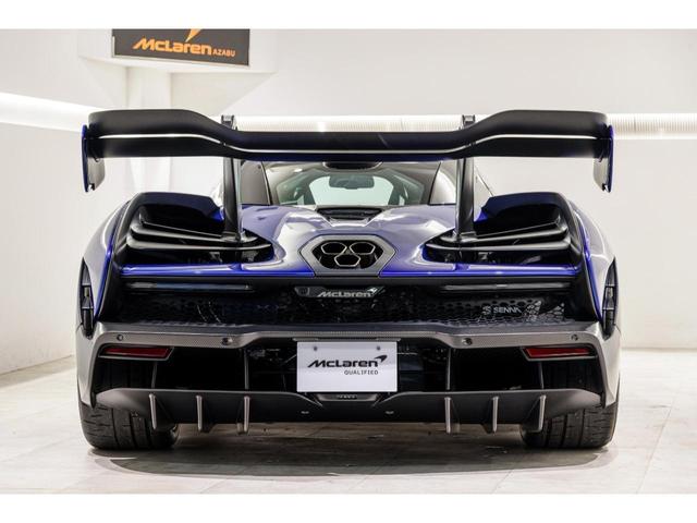 　認定中古車　ＭｃＬａｒｅｎ　ＡＺＡＢＵ　ＱＵＡＬＩＦＩＥＤ　世界５００台限定生産モデル　サテンエクステンデッドカーボンファイバー　９スポークウルトラライトウェイトホイール　グロスブラック(8枚目)