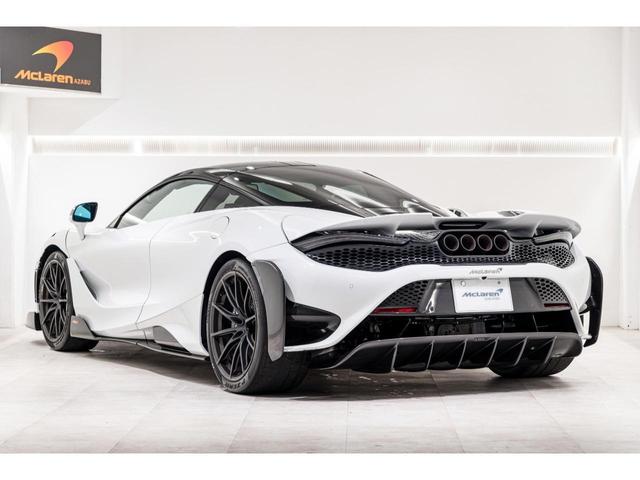 ７６５ＬＴ 　４．０　認定中古車　ＭｃＬＡＲＥＮ　ＱＵＡＬＩＦＩＥＤ　カーボンファイバーエクステリアアップグレードＰａｃｋ１＆Ｐａｃｋ２　１０スポークウルトラライトウェイト鍛造ホイール　ホイールフィニッシュステルス（6枚目）