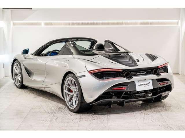 720Sスパイダー ベースグレード ラグジュアリー 認定中古車 McLAREN QUALIFIED スポーツエキゾースト エリートペイント ブレーキキャリパーレッド ビークルリフト 360度カメラ 電動シート アイドリングストップ(6枚目)