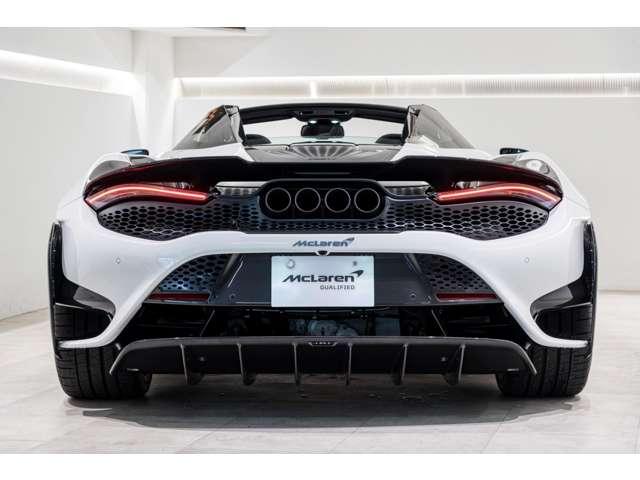 765LTスパイダー 4.0 4.0 認定中古車 McLAREN QUALIFIED クルーズコントロール 障害物センサー ドライブレコーダー LEDヘッドライト(10枚目)