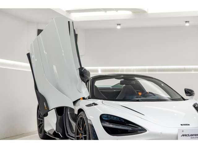 765LTスパイダー 4.0 4.0 認定中古車 McLAREN QUALIFIED クルーズコントロール 障害物センサー ドライブレコーダー LEDヘッドライト(12枚目)