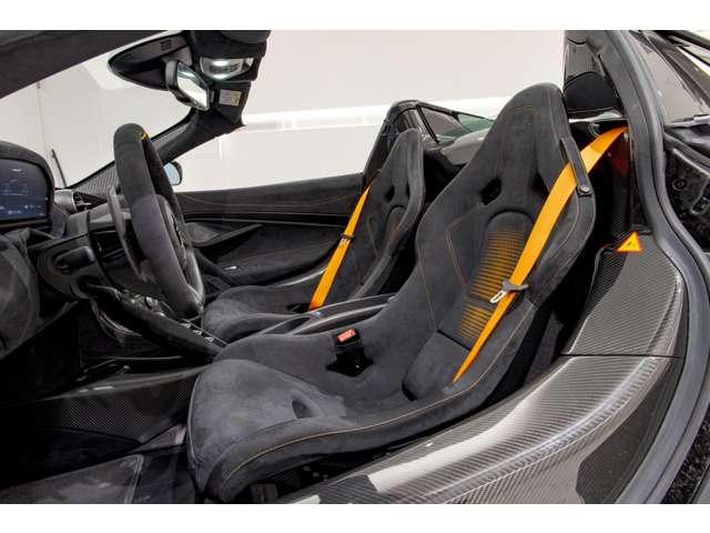 765LTスパイダー 4.0 4.0 認定中古車 McLAREN QUALIFIED クルーズコントロール 障害物センサー ドライブレコーダー LEDヘッドライト(20枚目)