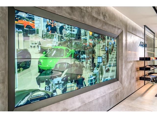 765LTスパイダー 4.0 4.0 認定中古車 McLAREN QUALIFIED クルーズコントロール 障害物センサー ドライブレコーダー LEDヘッドライト(45枚目)