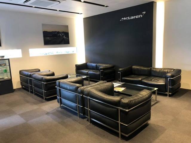 765LTスパイダー 4.0 4.0 認定中古車 McLAREN QUALIFIED クルーズコントロール 障害物センサー ドライブレコーダー LEDヘッドライト(48枚目)