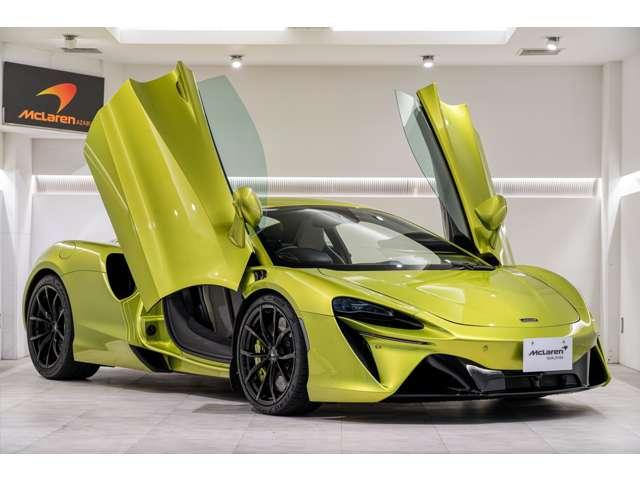 アルトゥーラ 　３．０　認定中古車　ＭｃＬＡＲＥＮ　ＱＵＡＬＩＦＩＥＤ　プラグインハイブリッドモデル　クルーズコントロール　パーキングアシスト　全周囲カメラ　ドライブレコーダー　ＨＤＤナビ　ＬＥＤヘッドライト（2枚目）