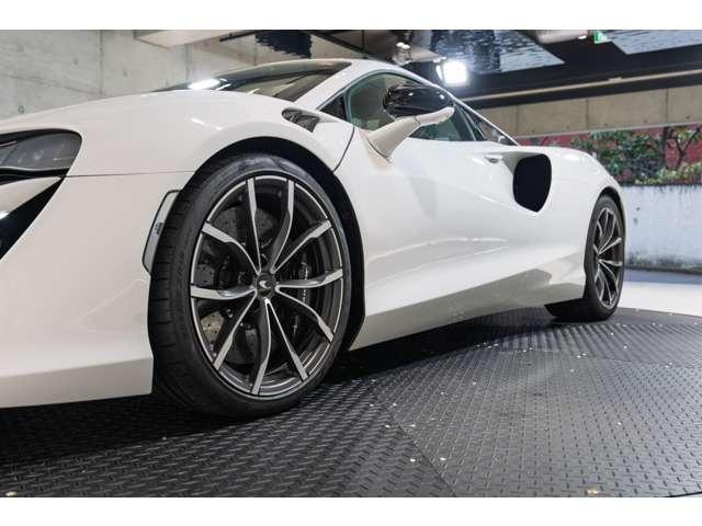 アルトゥーラ 3.0 認定中古車 McLaren AZABU QUALIFIED(14枚目)